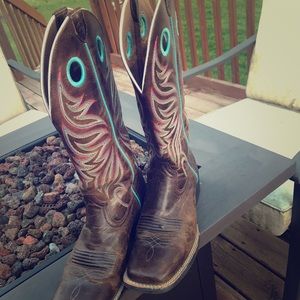 ARIT women’s size 8B cowboy boots